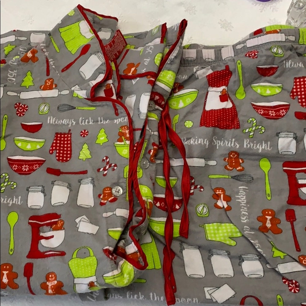 Women’s Christmas pjs